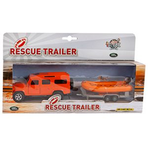 Auto landrover met reddingsboot